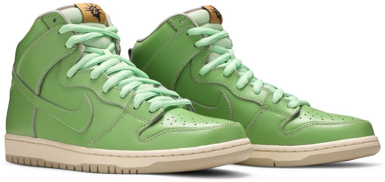 nike sb statue of liberty