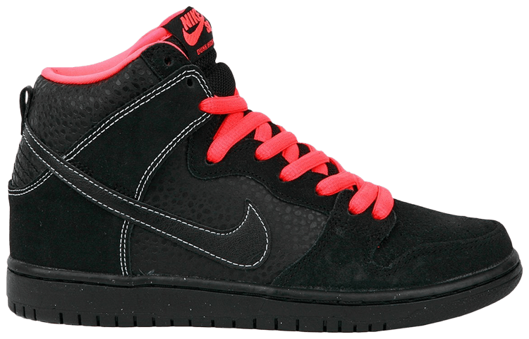 black and red nike dunks high