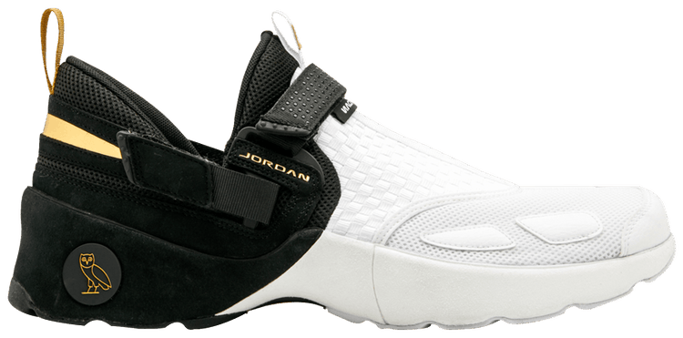 goats sneaker slide