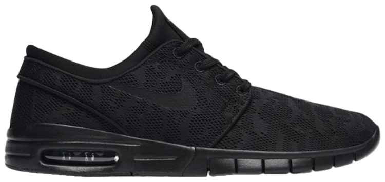 nike sb triple black