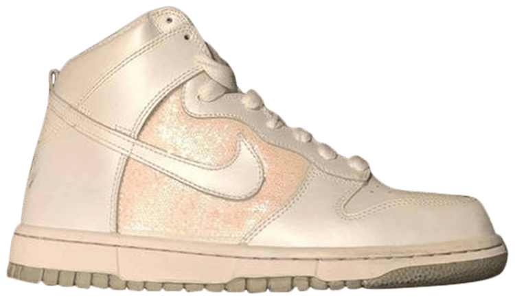 nike dunk sky hi metallic