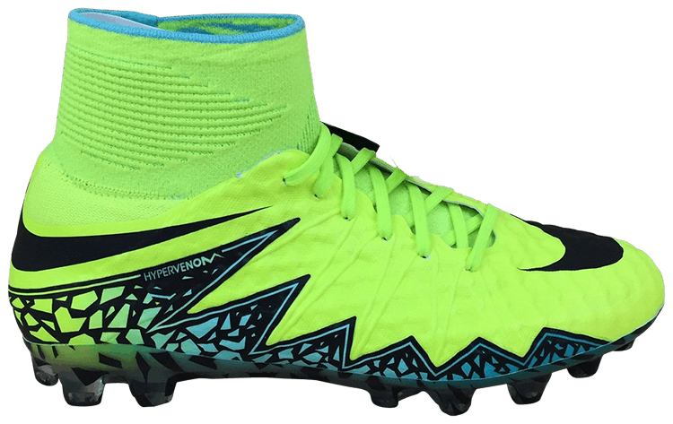 nike hypervenom volt