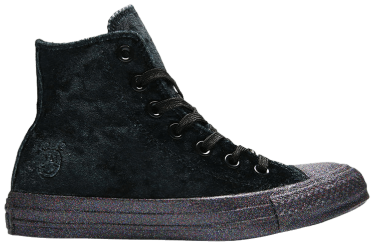 miley cyrus converse black
