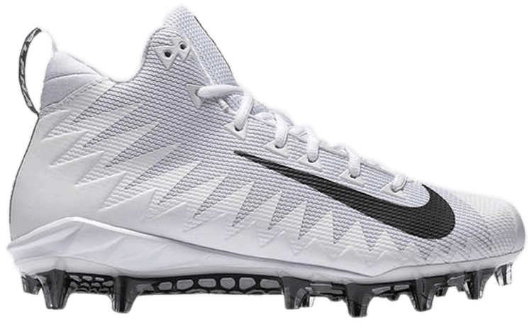 womens white chunky nike shoes