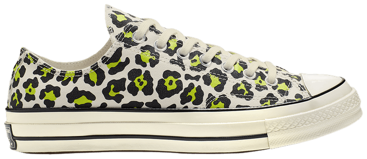 chuck 70s archive print