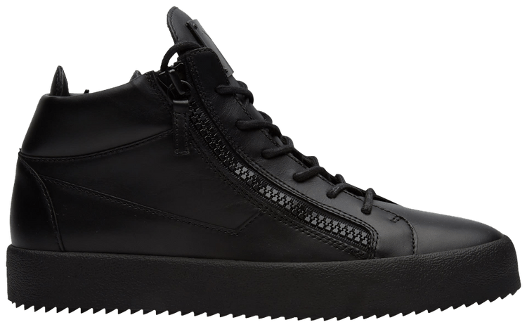 triple black giuseppe