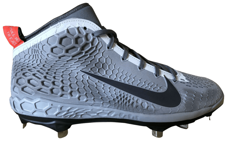 nike force zoom trout 5 pro metal