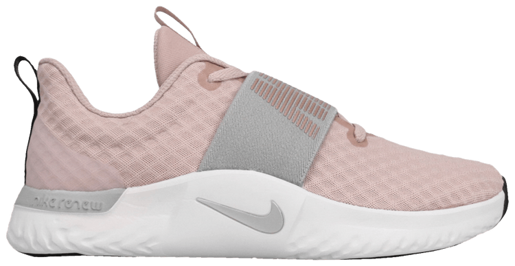 wmns nike renew in season tr 9