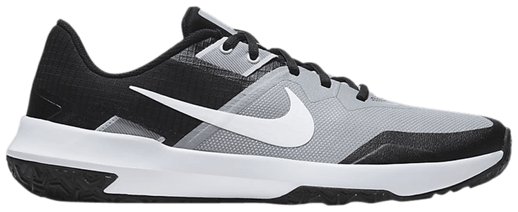 nike performance varsity compete
