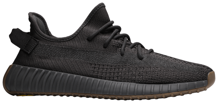 yeezy static 350 black Men s Fashion Carousell Hong Kong