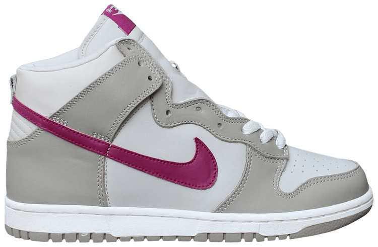 raspberry nike dunks
