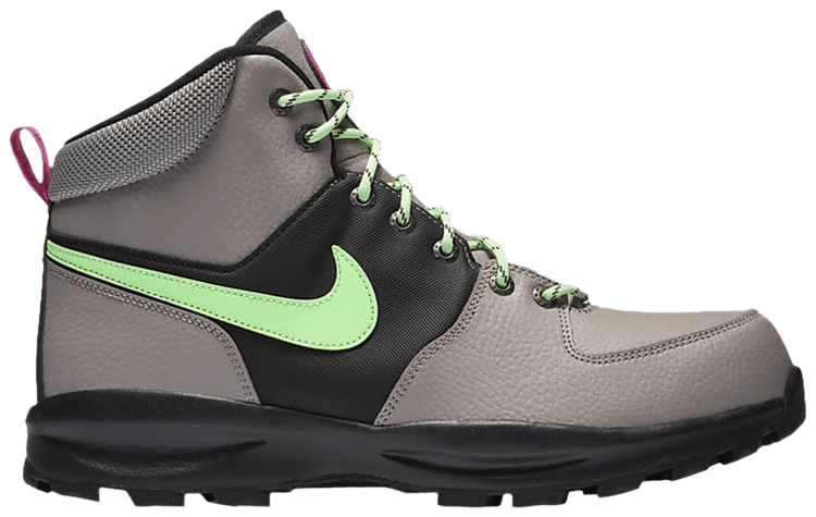 nike manoa near me