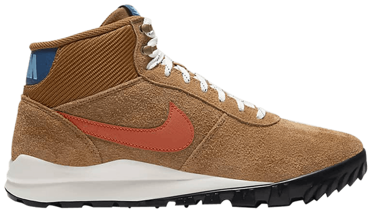 hoodland nike boots