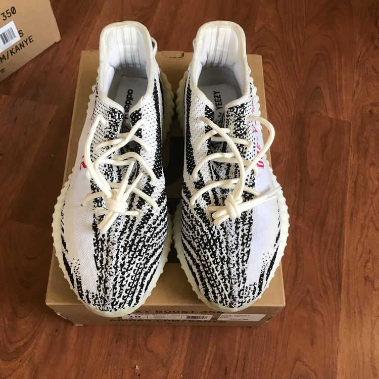 Yeezy Boost 350 V2 'Zebra' - adidas - CP9654 | GOAT