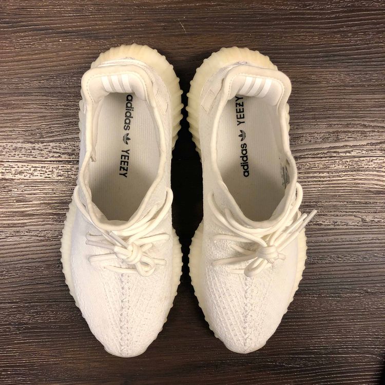 yeezy boost 350 v 2 cream white triple white