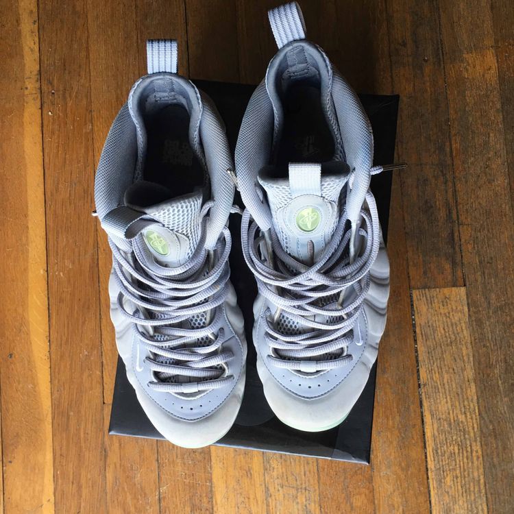 wolf grey gold black foamposites