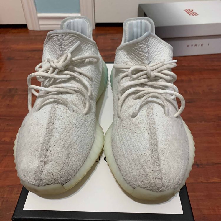 Yeezy triple white goat 2025