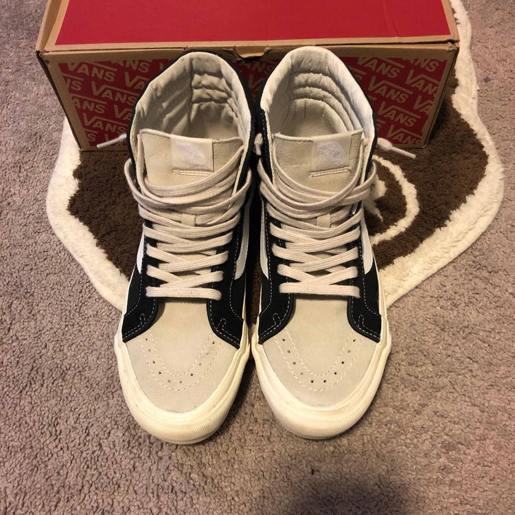 outlet nike hours