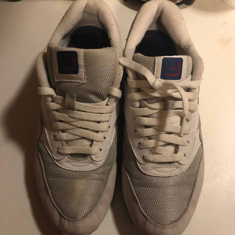 air max 1 wings and waffles