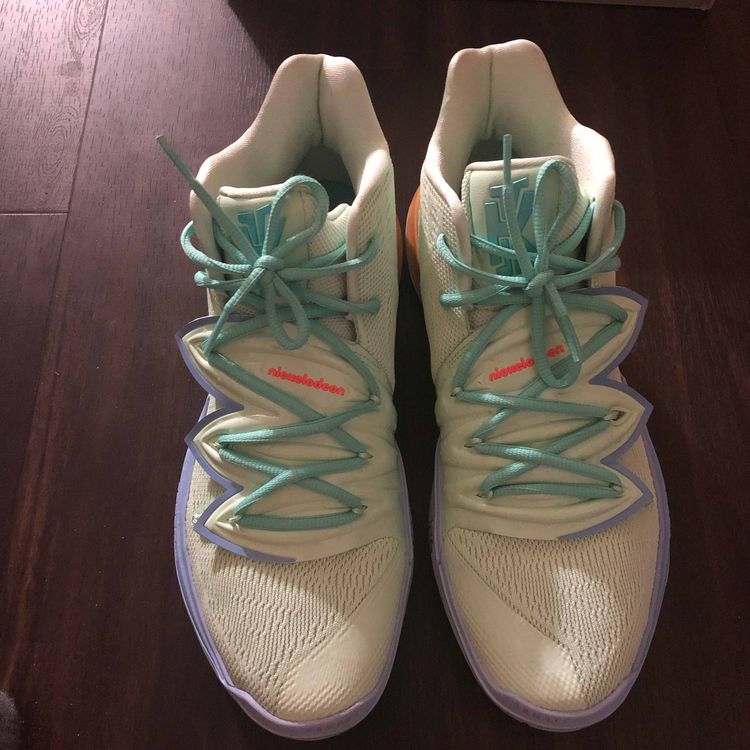 kyrie squidward special box