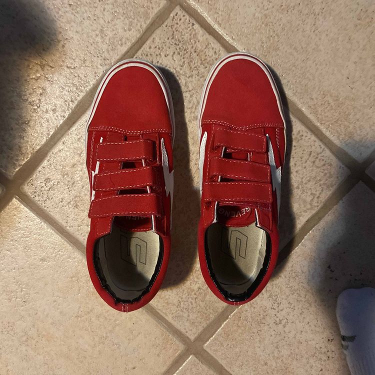 vans velcro red