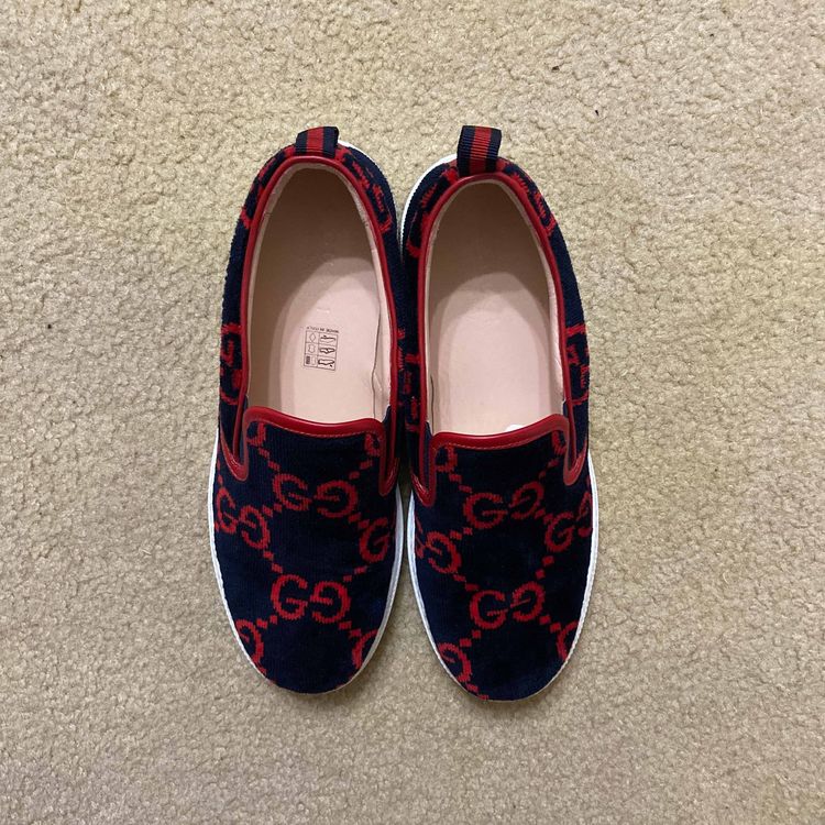 gucci terry cloth slip on