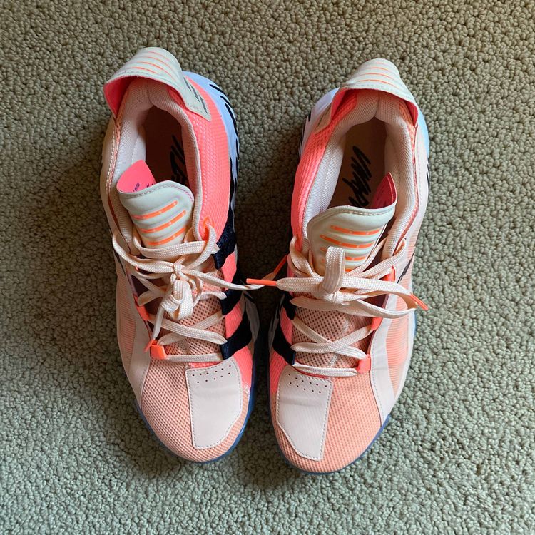 dame 6 international women's day shoes