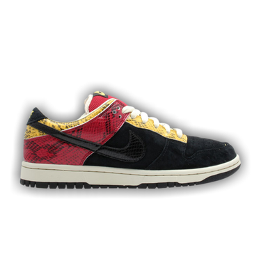 Dunk Low Premium SB 'Coral Snake' | GOAT