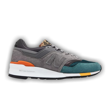 997 'Grey Green' | GOAT