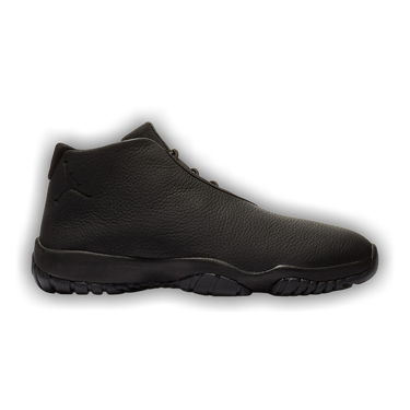 Jordan future low triple black hotsell