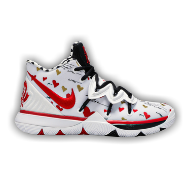 シューズ(男性用) SneakerRoom x Kyrie 5 Nike SneakerRoom x Kyrie 5 I Love You Mom Basketball Mens