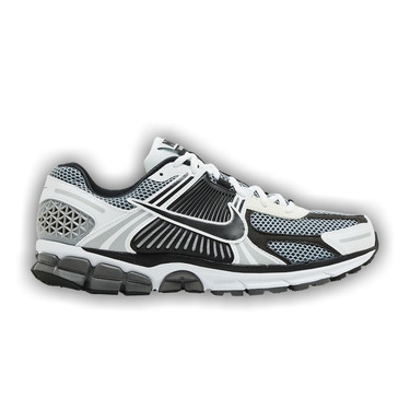 [Nike] VOMERO 5 BG VD ☆送料込☆ GZT6EmbXMAA1KlT.jpg