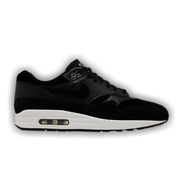 nike rebel skulls