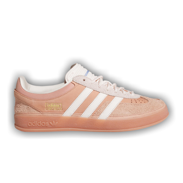 bad bunny pink sneakers