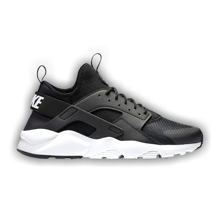 Nike huarache ultra run black top