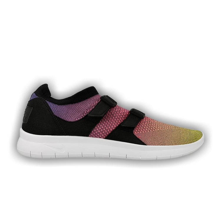 Nike air sock deals racer flyknit prm