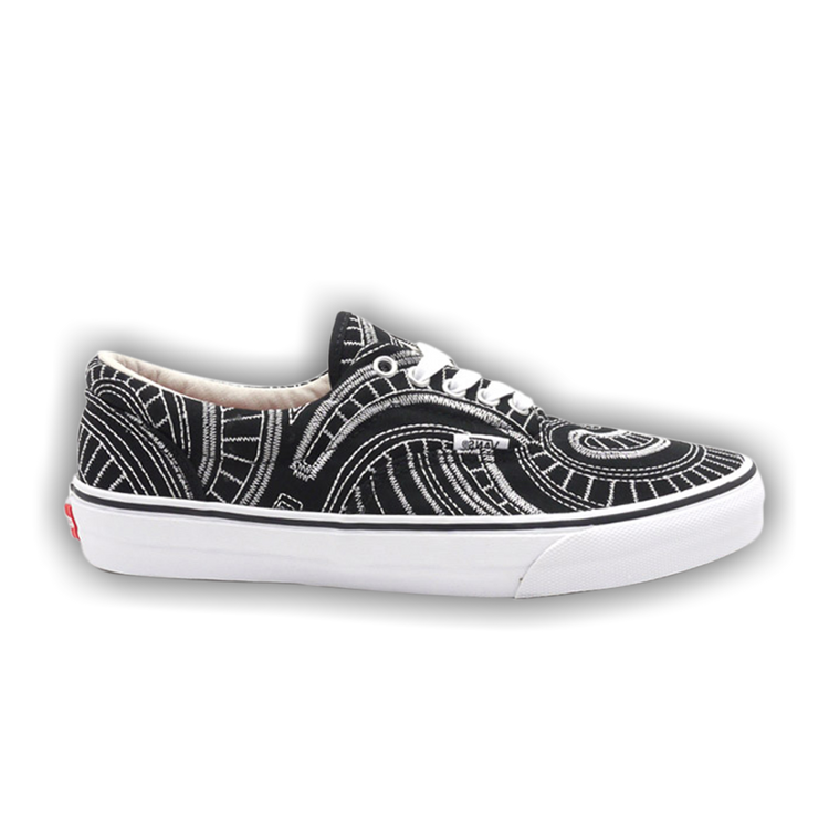 Size 10.5 Supreme x Era Uptown