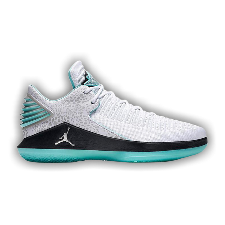 Buy Air Jordan 32 Low 'Guo Ailun' PE - AH3347 101 | GOAT CA