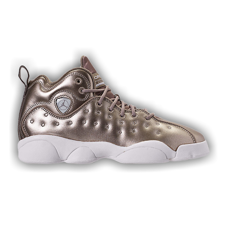 Jordan jumpman team 2 gold deals