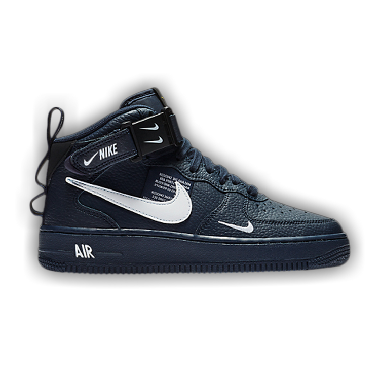 Air force 1 sales lv8 utility overbranding