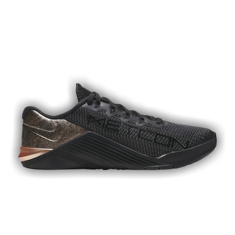 Nike metcon 5 black rose gold top