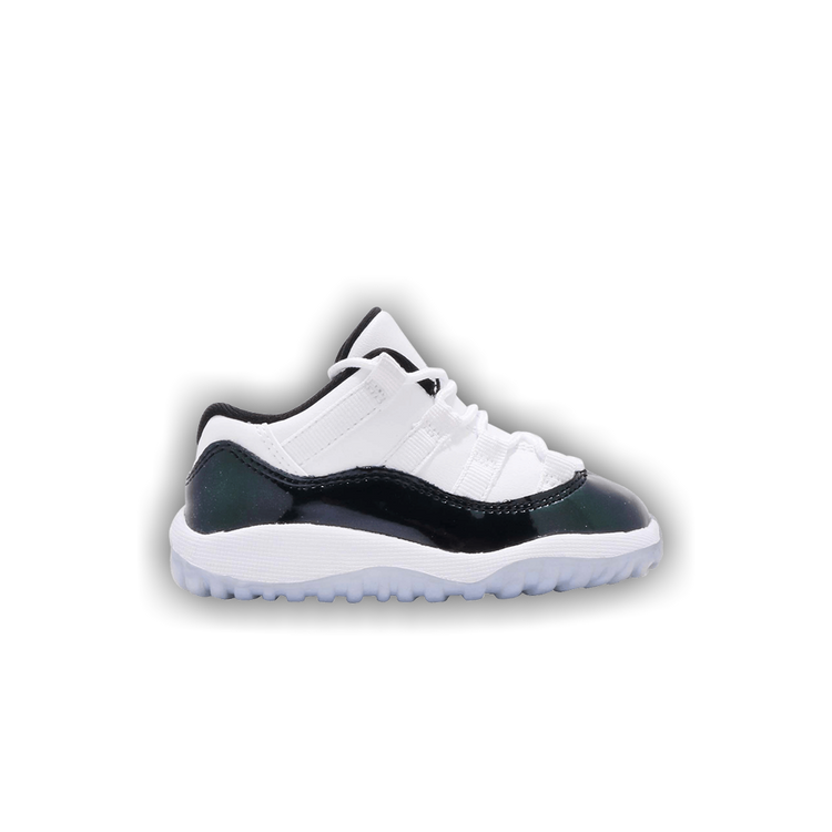 Jordan 11 low emerald green on sale
