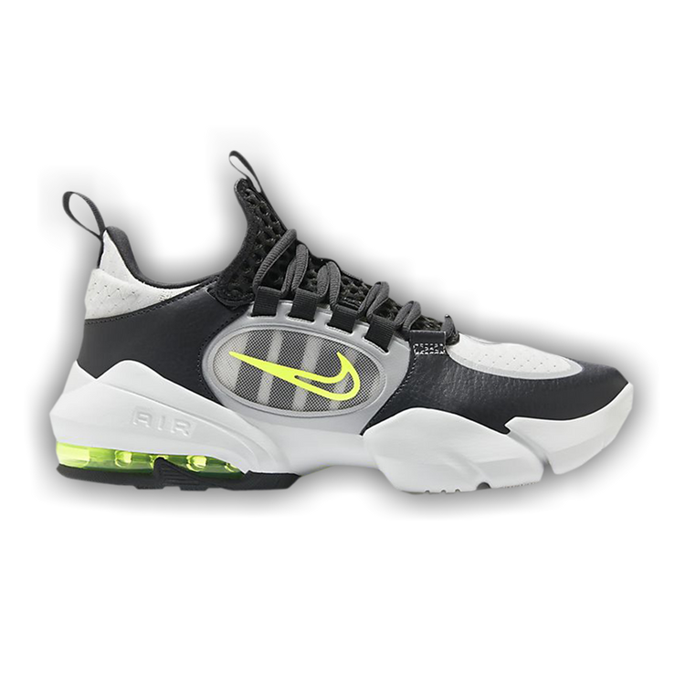 nike training air max alpha savage trainers in white