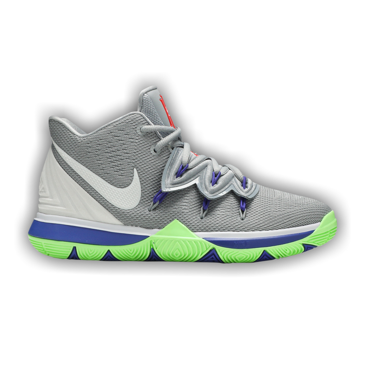 Kyrie 5 on sale mang tomas