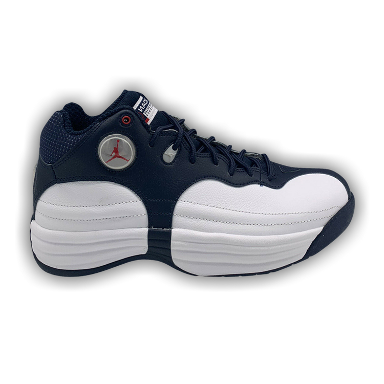CV8926_401.png.png