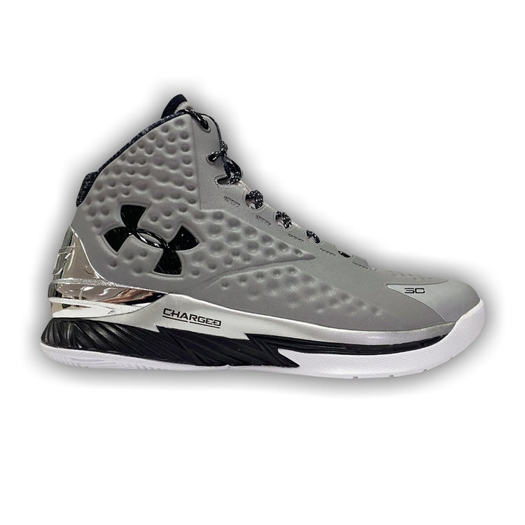 Curry deals 1 silver