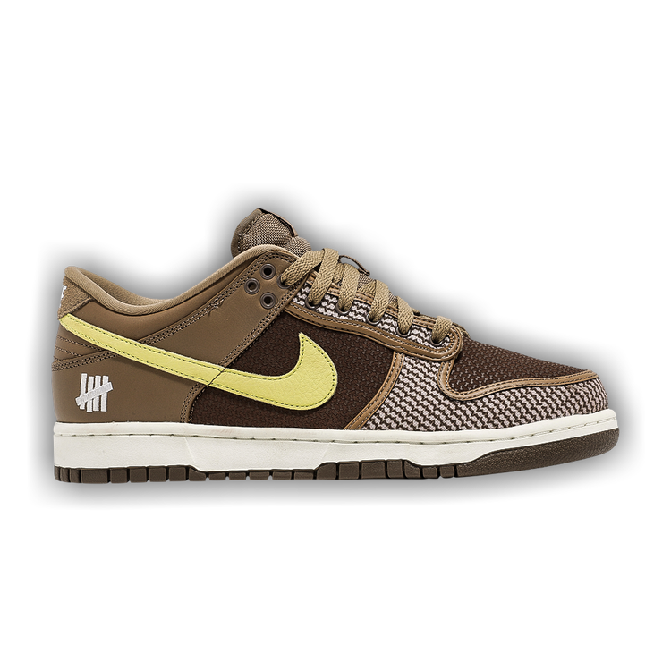 Buy Undefeated x Dunk Low SP 'Canteen' - DH3061 200 | GOAT