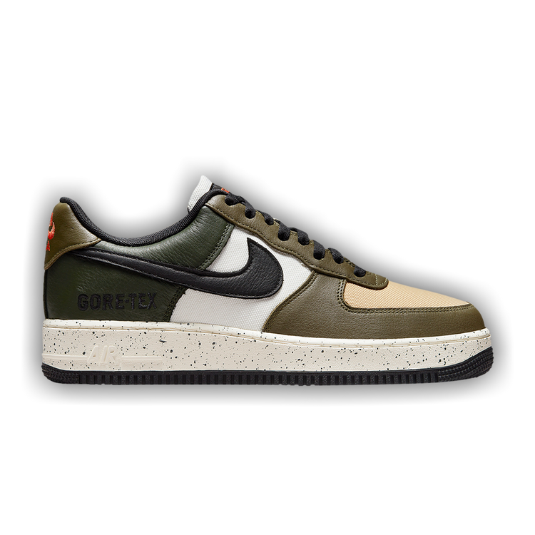 ★関税込★NIKE★AIR FORCE 1 GORE-TEX★25-29cm★スニーカー★ Nike Air Force 1 Gore-Tex 