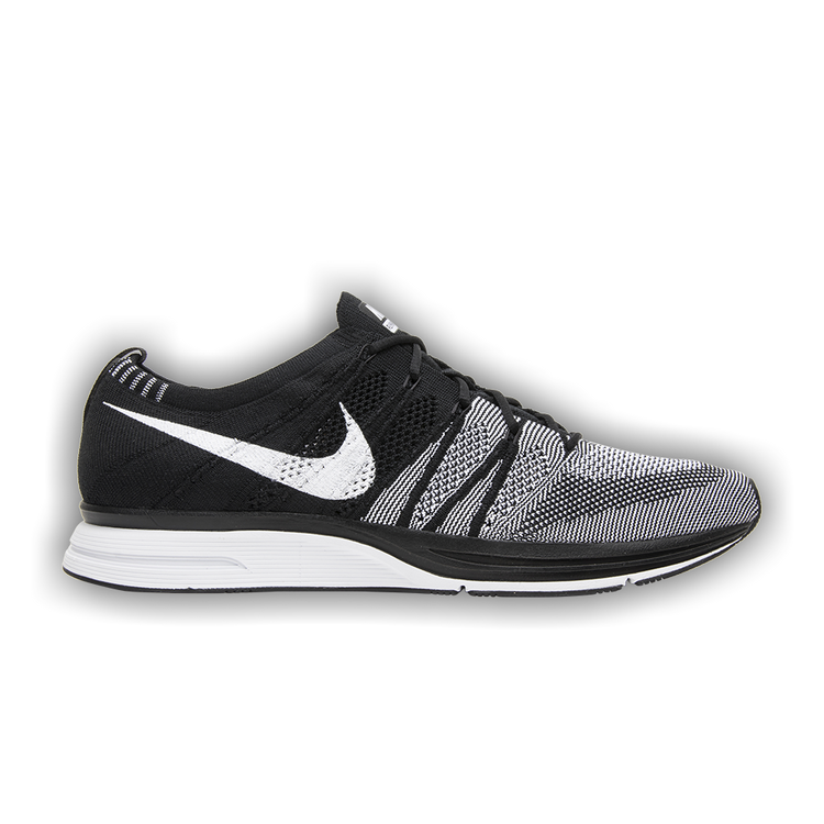 Nike flyknit cheap trainer oreo 218