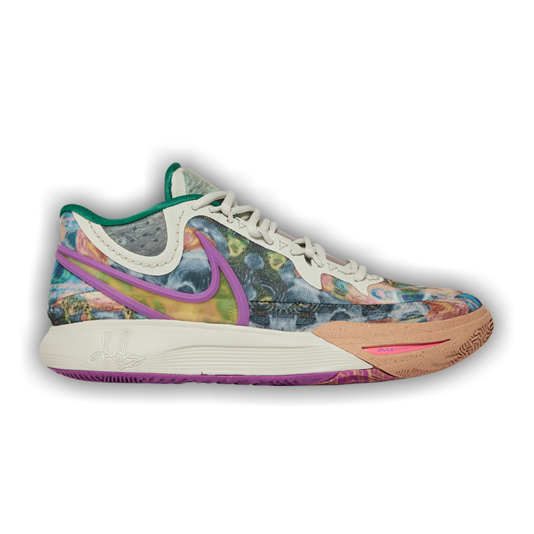 Kyrie hot sale rare shoes